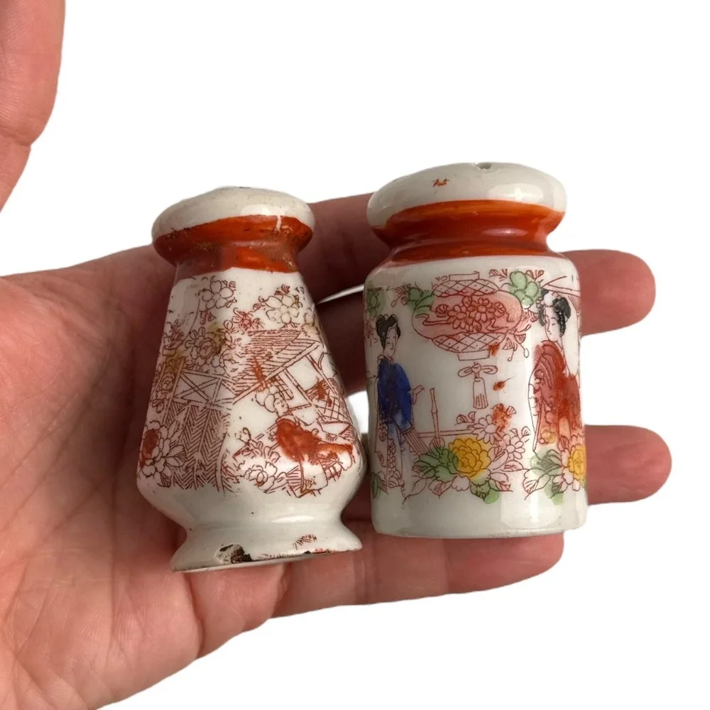 Vintage Painted Japanese Geisha Girl‎ Salt Pepper Shakers Ceramic Made in Japan